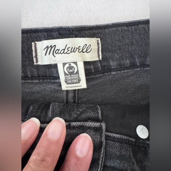 Madewell Women’s Perfect Jean Short Black High Waist Frayed Hem Size 27 - Picture 3 of 12